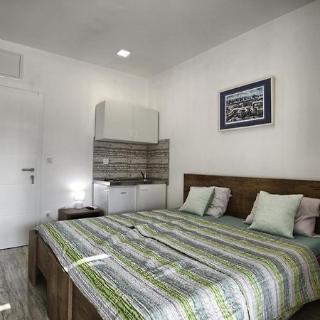 Rooms Dragica Pakostane Ngoại thất bức ảnh