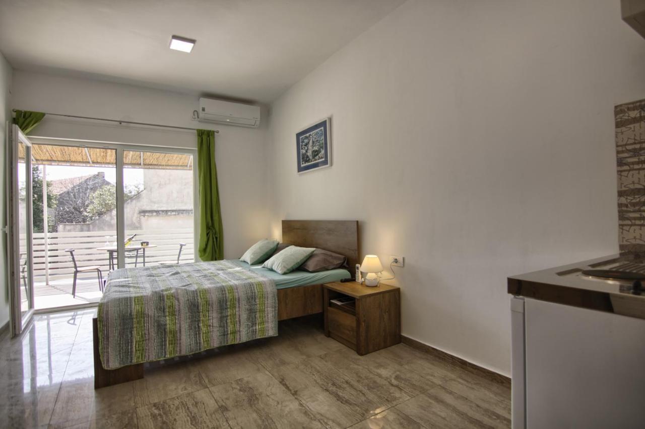 Rooms Dragica Pakostane Ngoại thất bức ảnh